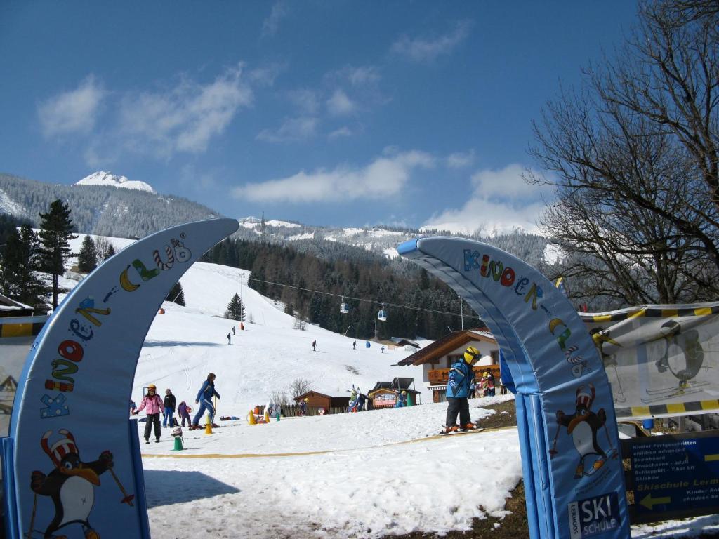 Appartements Schneezauber Lermoos Kültér fotó