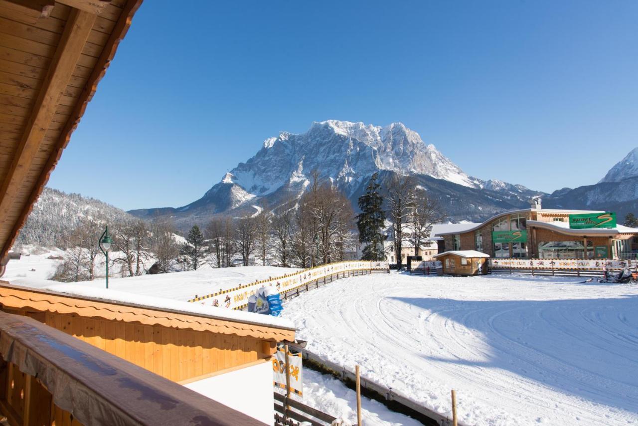 Appartements Schneezauber Lermoos Kültér fotó